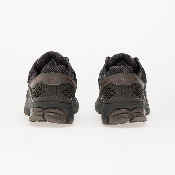 Кросівки Nike Zoom Vomero 5 HF5493 201