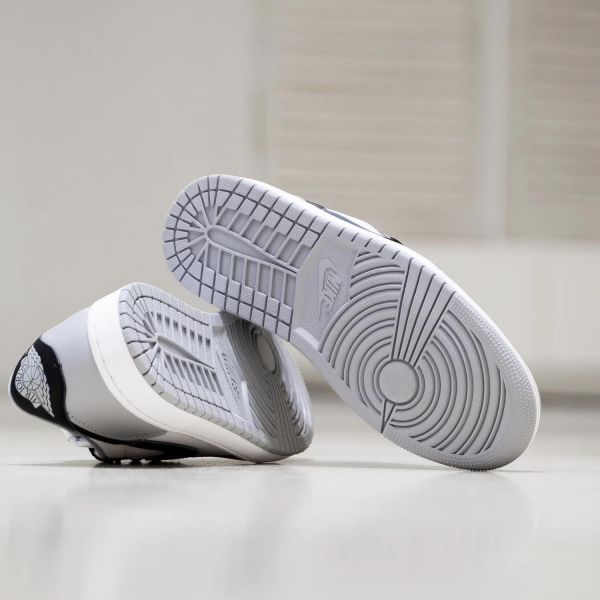Кеды Nike Air Jordan 1 Retro Low OG CZ0790 110.