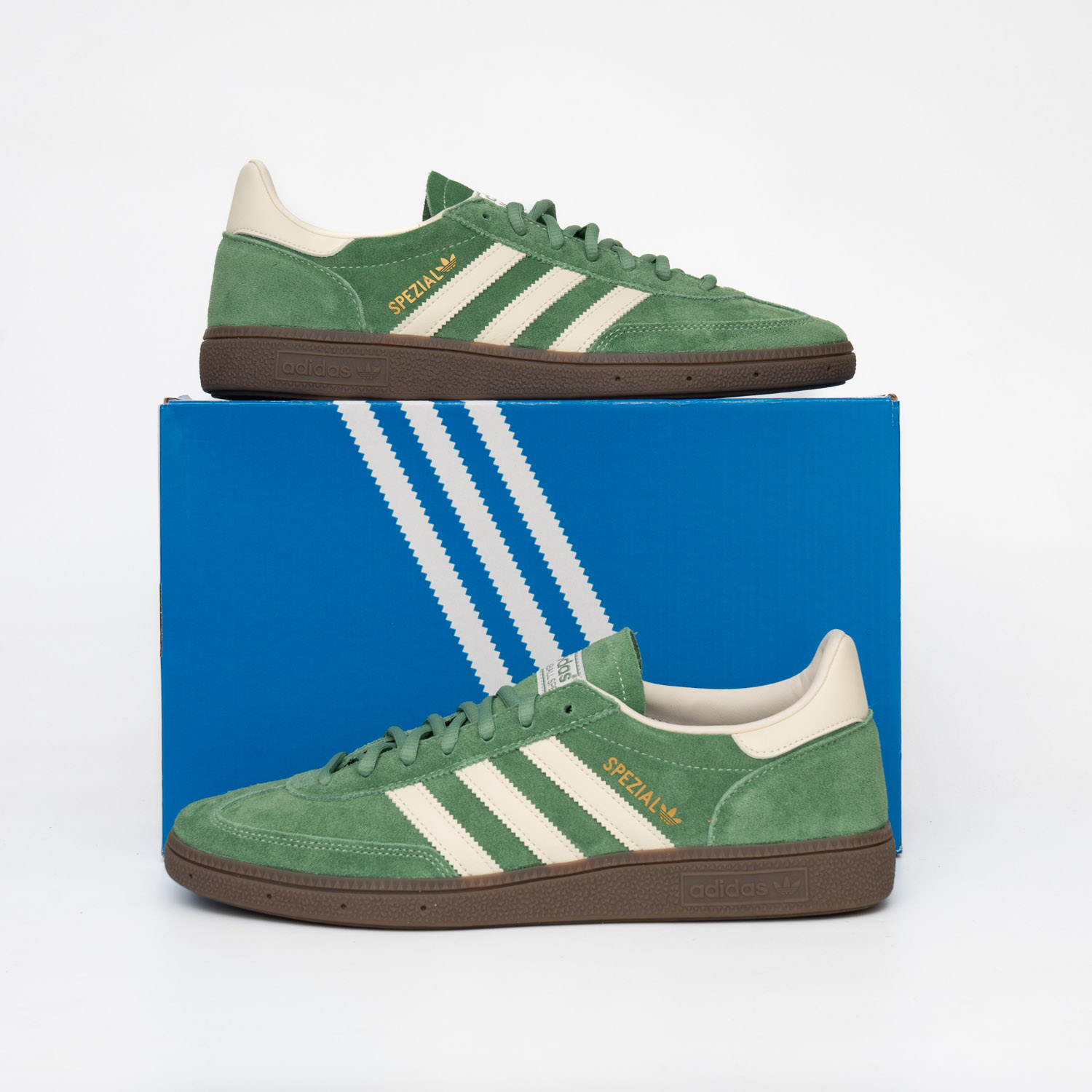 Кеди Adidas Handball Spezial IG6192 за акційною ціною в аутлет