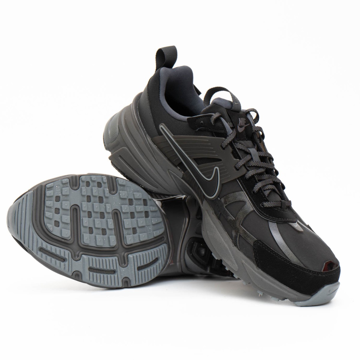 Кросівки Nike V2K Run Gore-Tex FZ2622 001 — купити в Україні