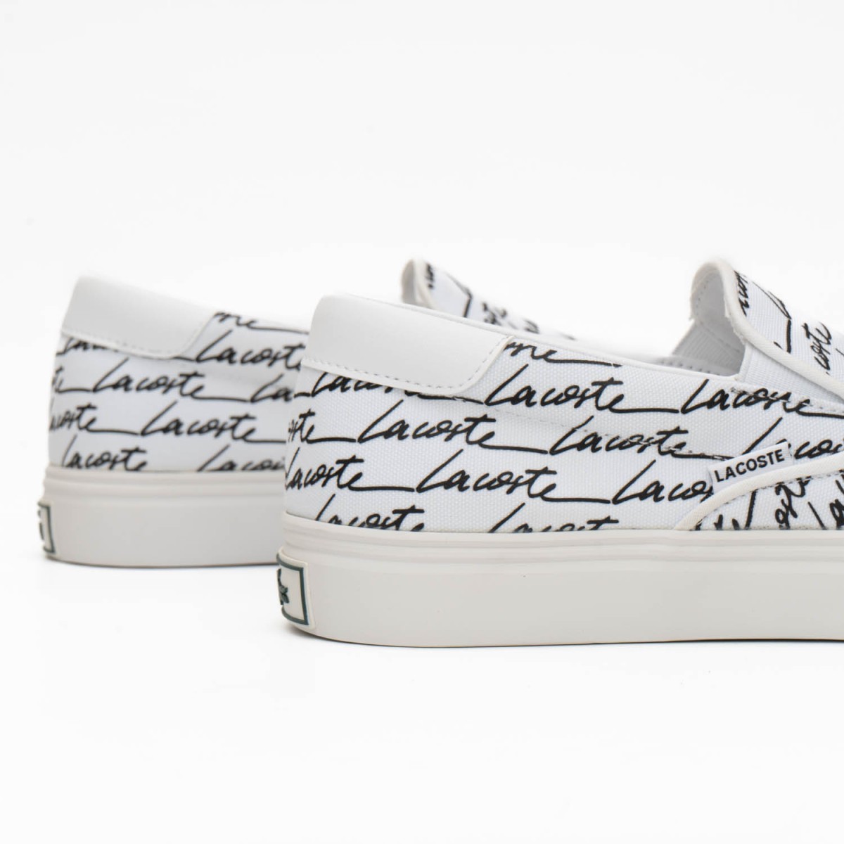 Сліпони Lacoste Jump Serve Slip 07224 CMA WHT/BLK Canvas