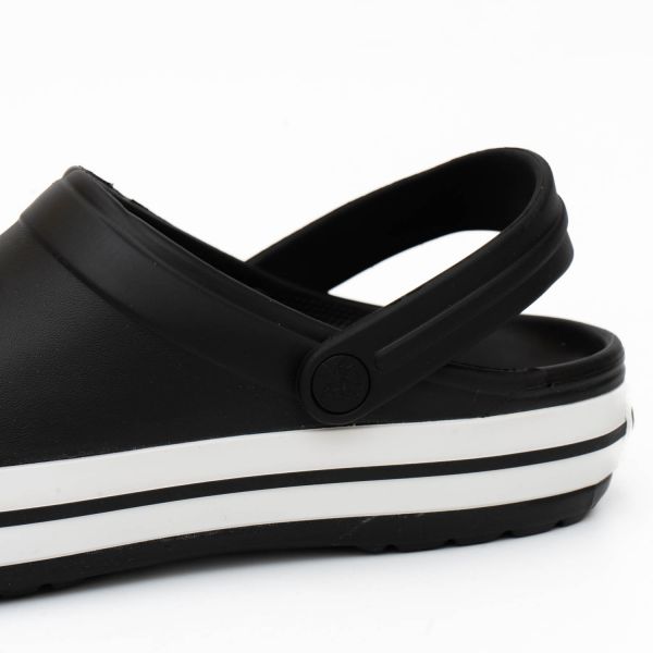 Шлепанцы Crocs 11016-001.