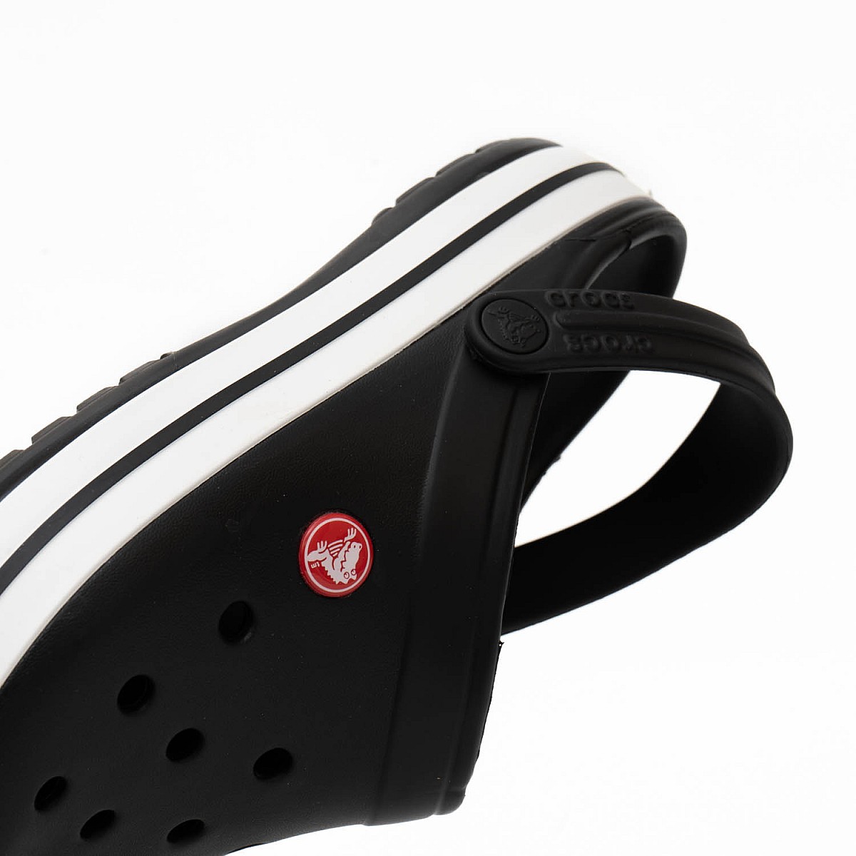 Шлепанцы Crocs 11016-001