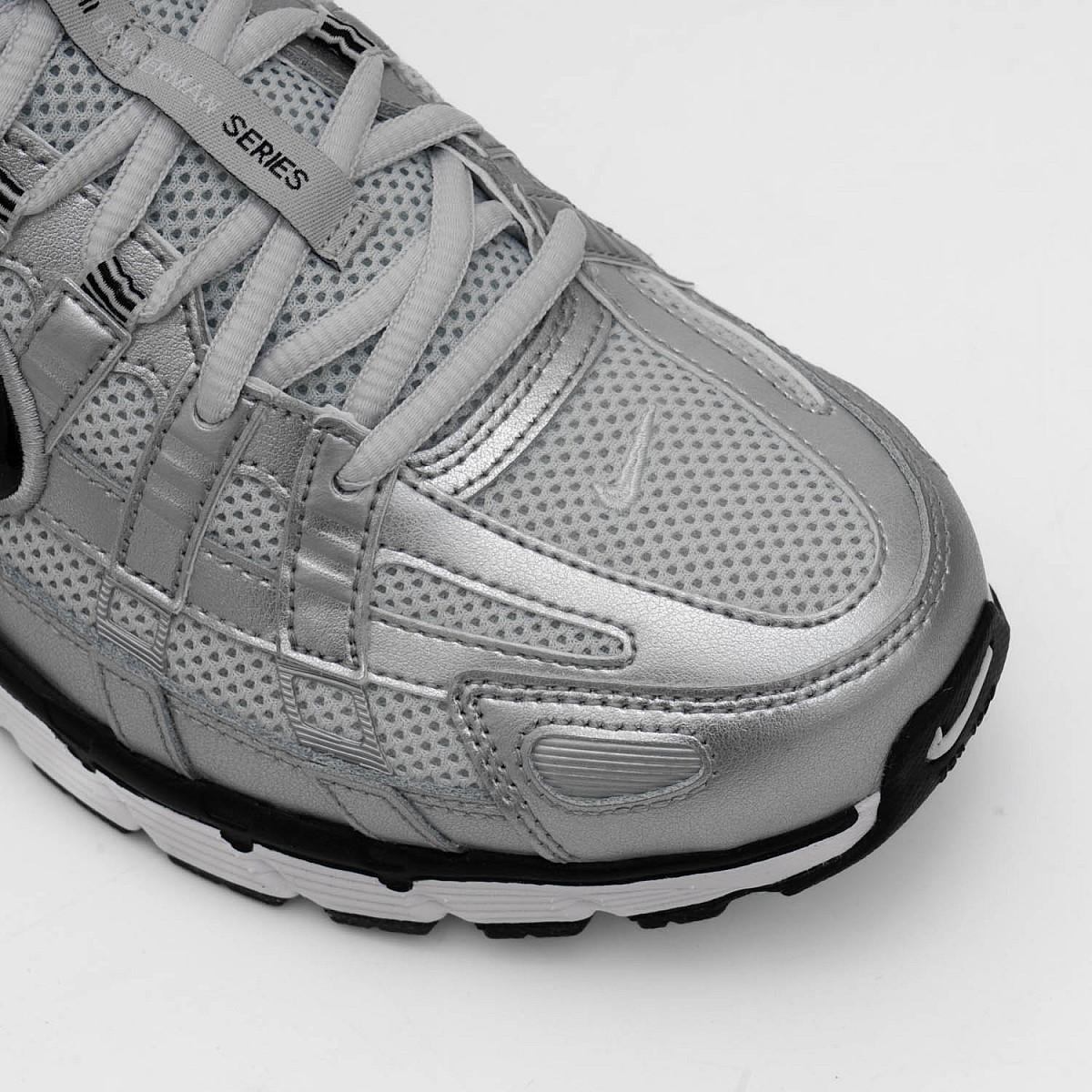 Кросівки Nike P-6000 FD9876 101