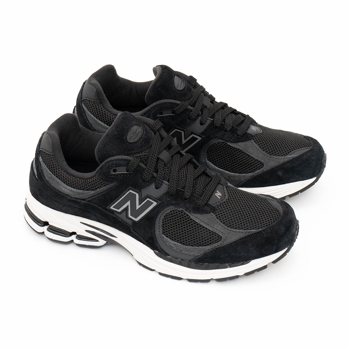 Кросівки New Balance M2002RBK