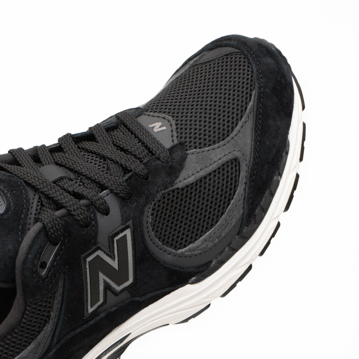 Кроссовки New Balance M2002RBK