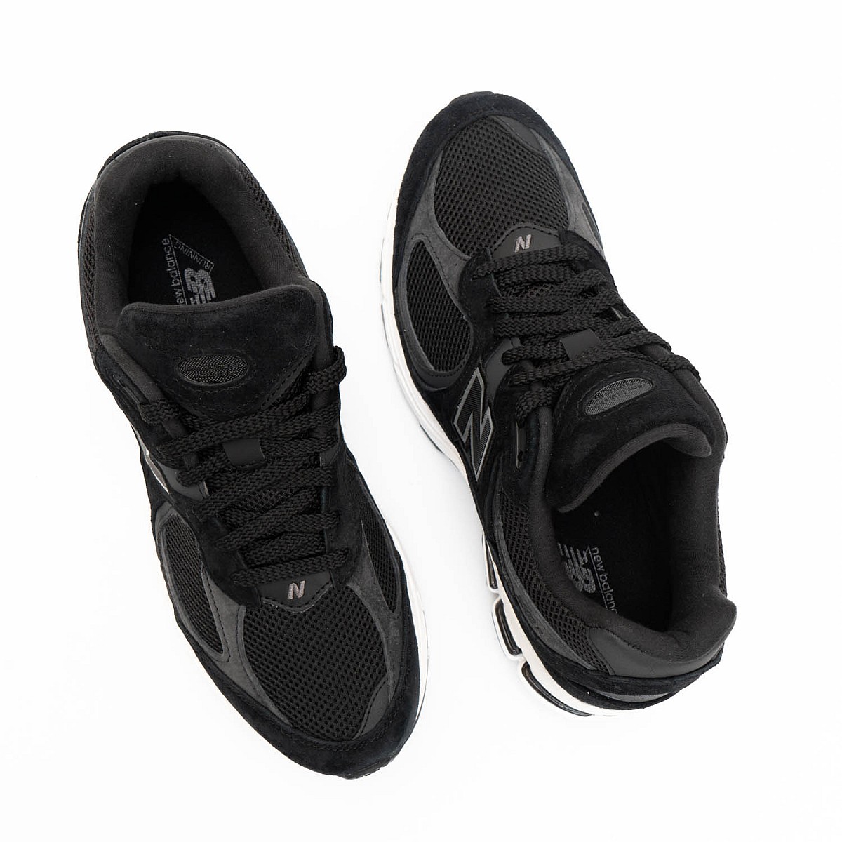 Кросівки New Balance M2002RBK