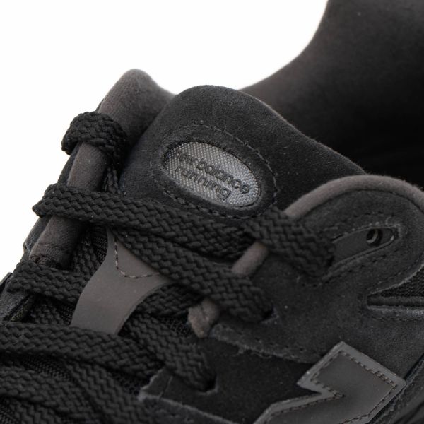 Кроссовки New Balance U2002RBL.