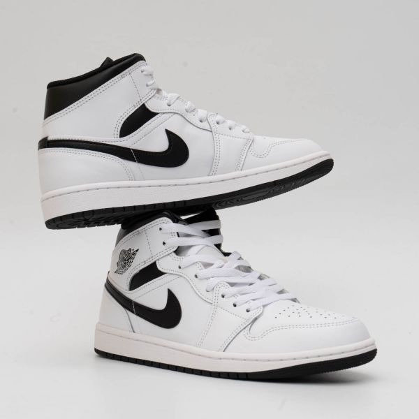 Кеды Nike Air Jordan 1 Mid DQ8426 132.