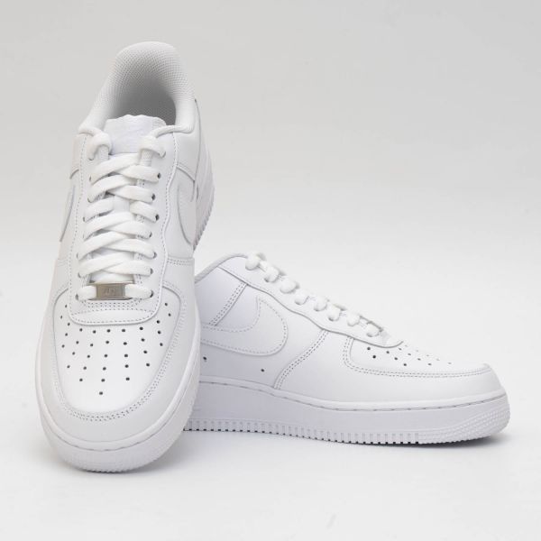 Кеды Nike Air Force CW2288-111.