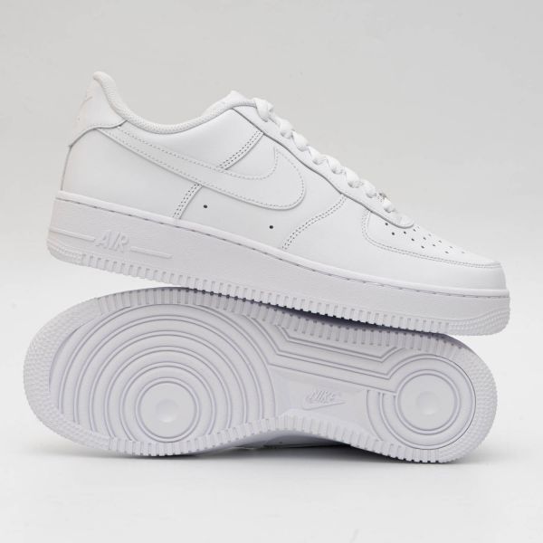 Кеды Nike Air Force CW2288-111.