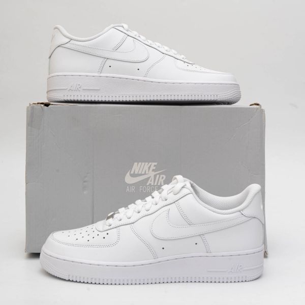 Кеды Nike Air Force CW2288-111.
