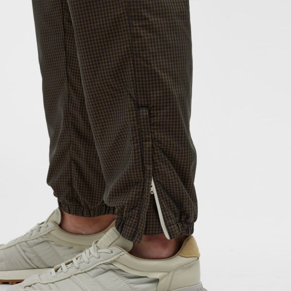 Спортивные штаны Lacoste XH0162 51 TXJ.