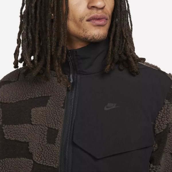 Куртка Nike DD6632-013.