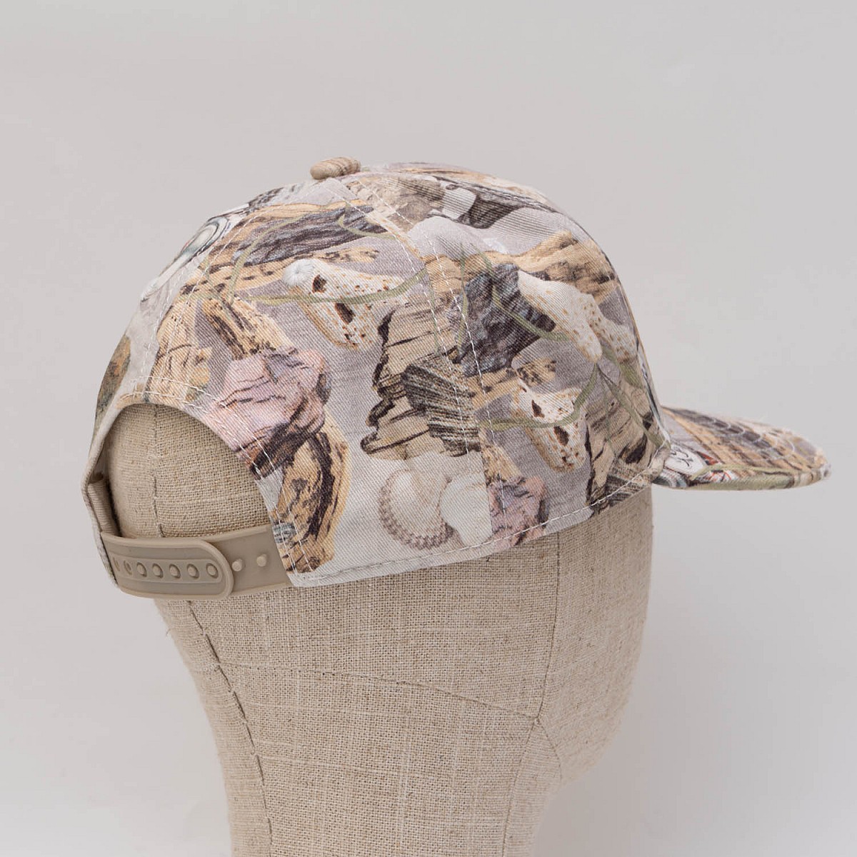 Кепка Patta Beach Print Cap