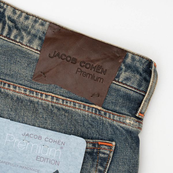 Джинсы Jacob Cohen 08501 003-4046.