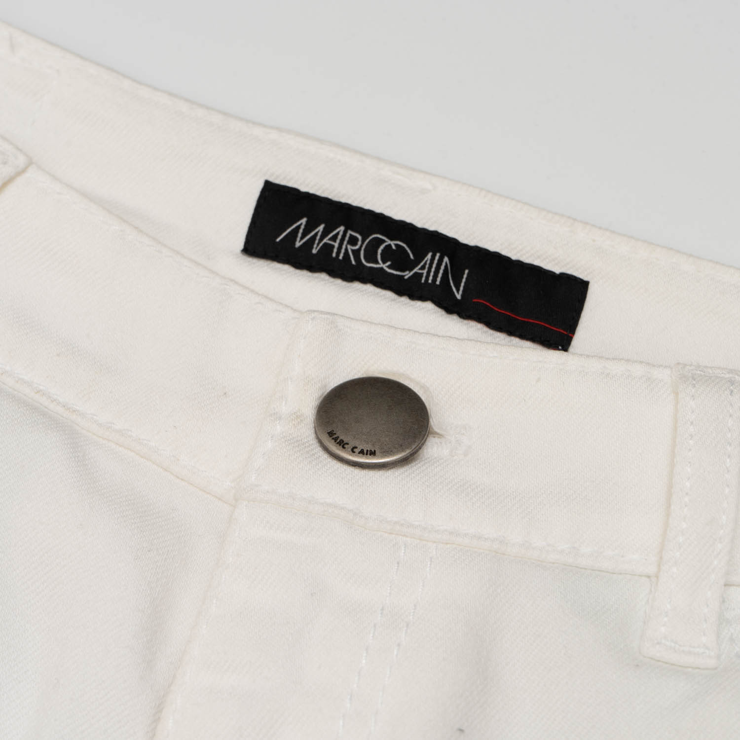 Джинсы MARCCAIN LC 82.17 D20