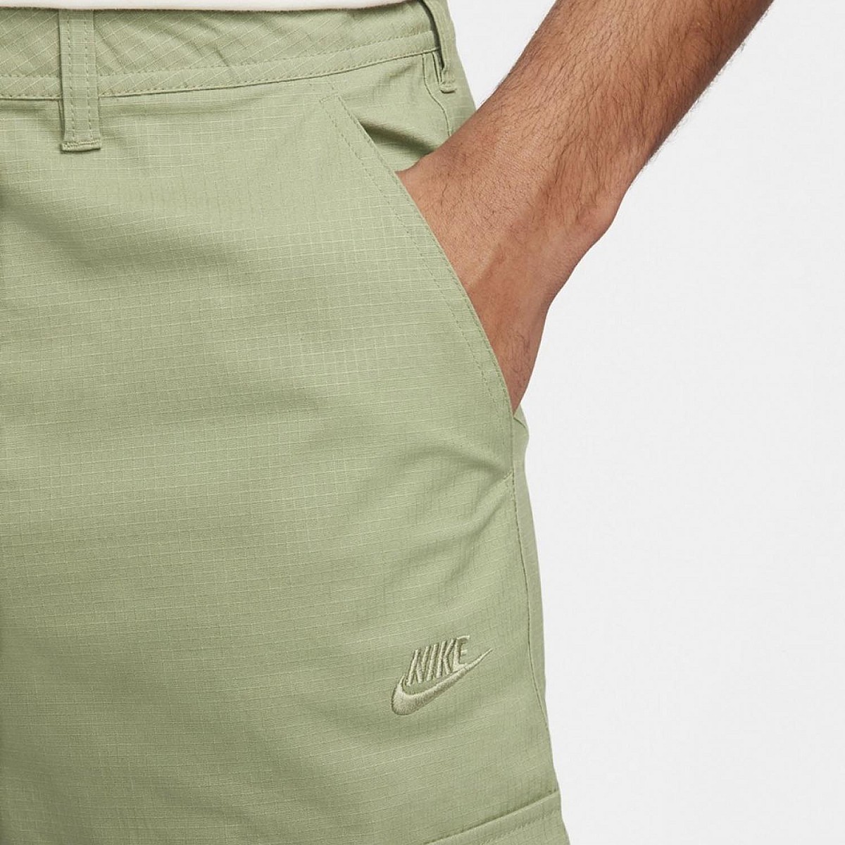 Штани Nike FZ5765-386