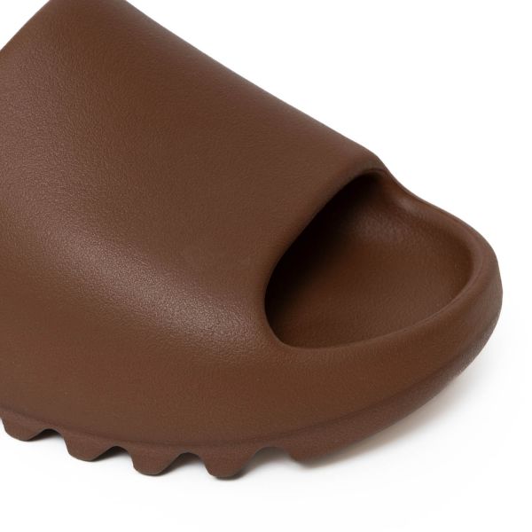 Шлепанцы Adidas YEEZY Slide Flax FZ5896