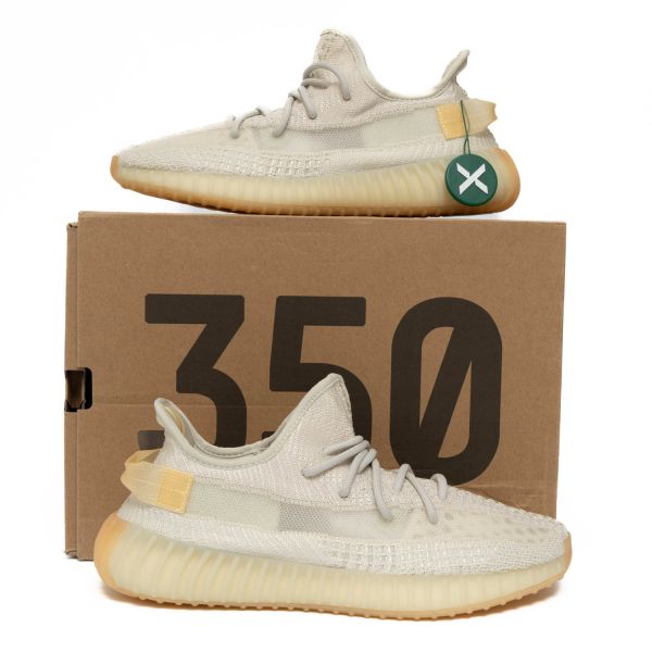 Кроссовки Adidas YEEZY Yeezy Boost 350 V2 Light/Light/Light.