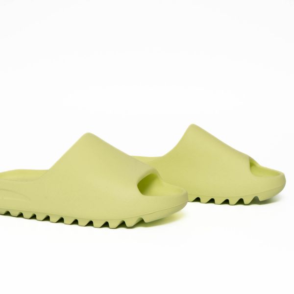 Шлепанцы Adidas YEEZY Slide CLWGRN HQ6447.