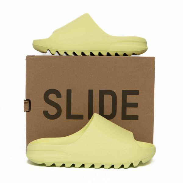 Шлепанцы Adidas YEEZY Slide CLWGRN HQ6447.