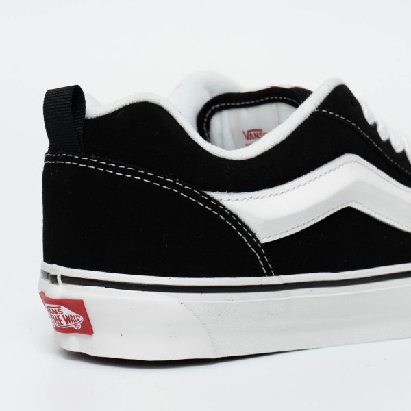 Кеды Vans Knu Skool VN0009QC6BT1.