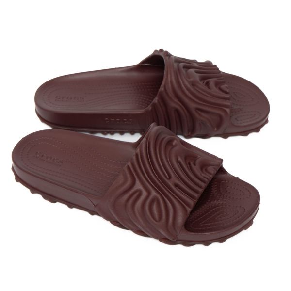 Шлепанцы Crocs Salehebembury.