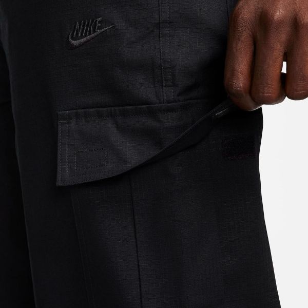 Штаны Nike FZ5765-010.