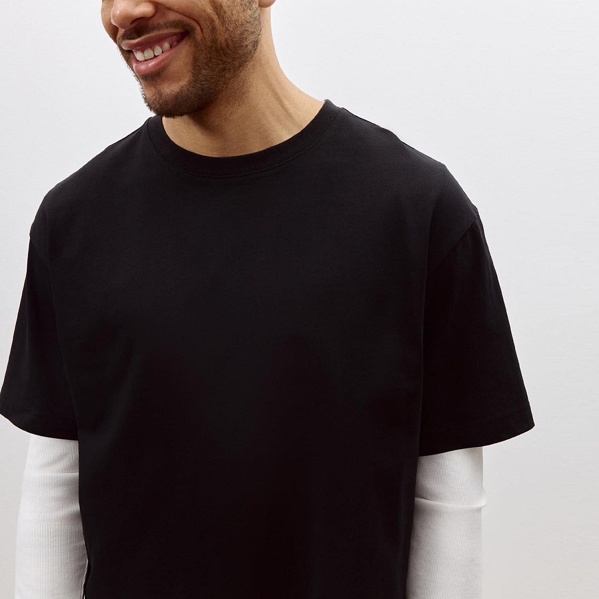 Футболка H&M 0608945 008
