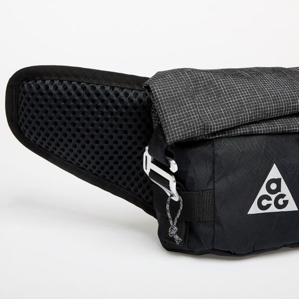 Сумка Nike ACG DV4051-011.