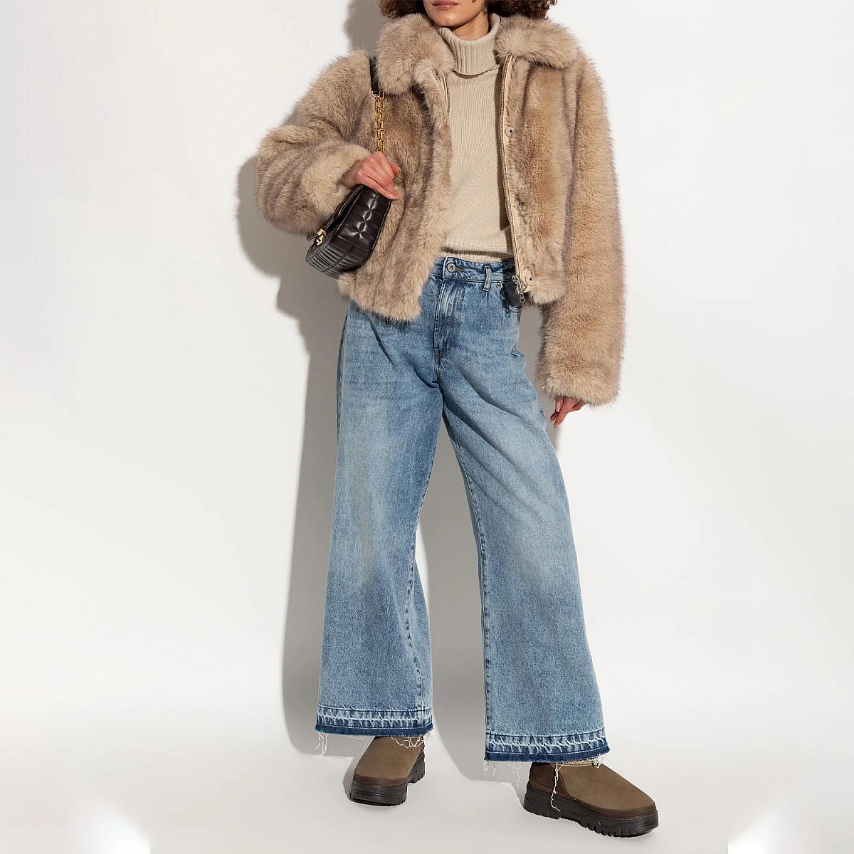 Уггі Ugg W Classic Mini Trailgazer W/1158322