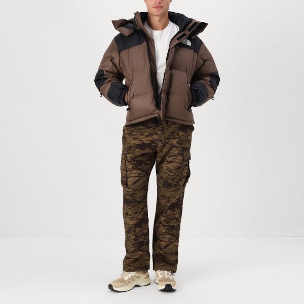 Пуховик The North Face M HMLYN Baltoro Jacket Smokey Brown.