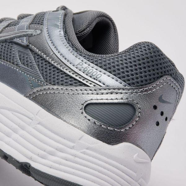 Кросівки Nike P-6000 HV5064 004.