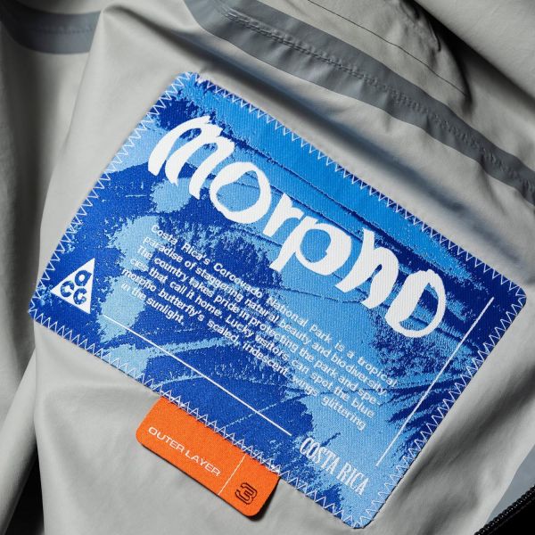 Ветровка Nike ACG HJ2687-010.
