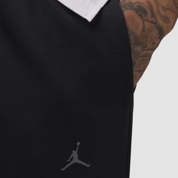 Спортивные штаны Nike Jordan FV8604-010.