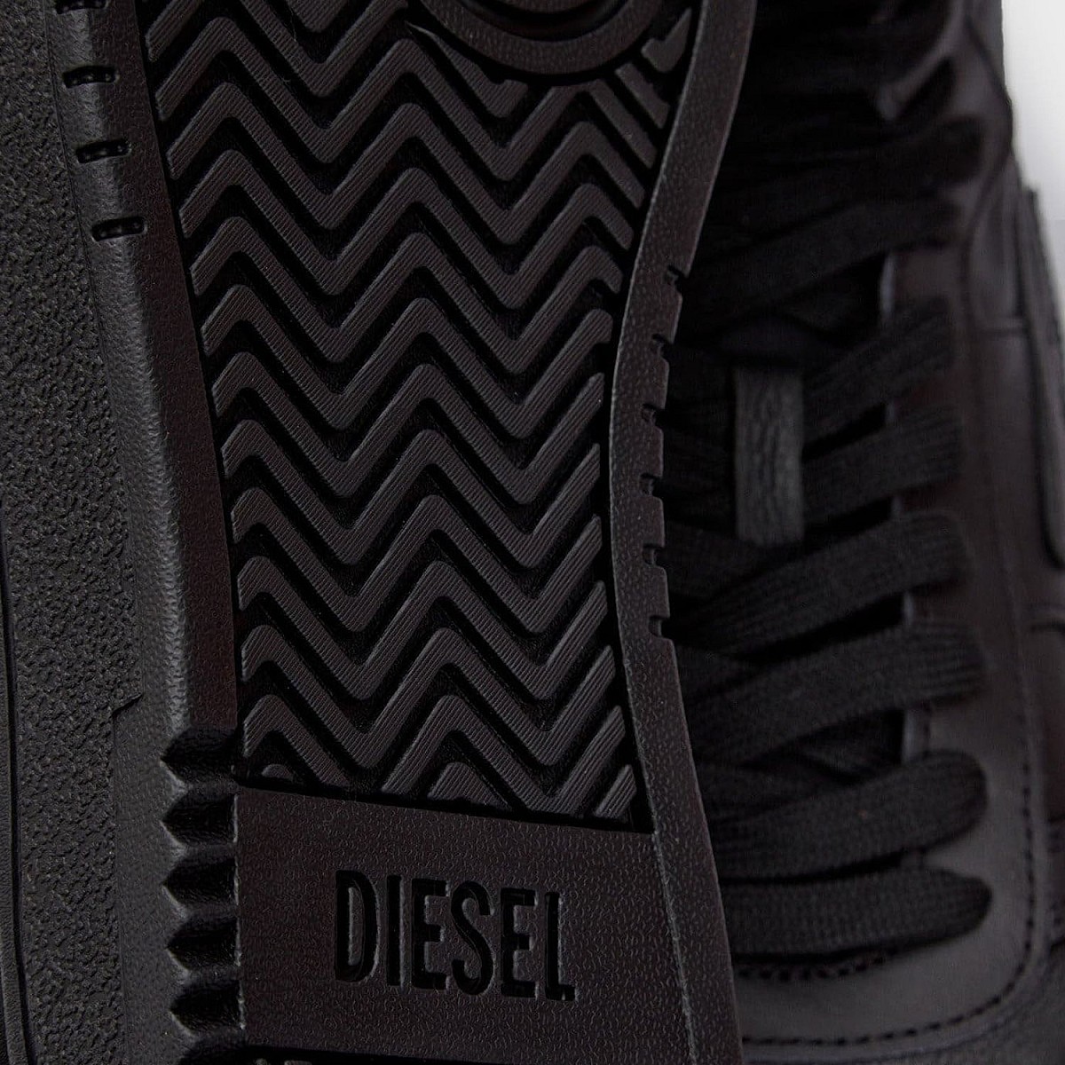 Кеди Diesel S-Ukiyo V2 Mid Black