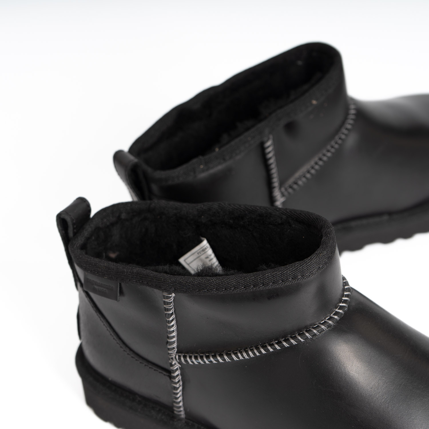 Угги Ugg W Classic Ultra Mini LTHR Regen W/1163490