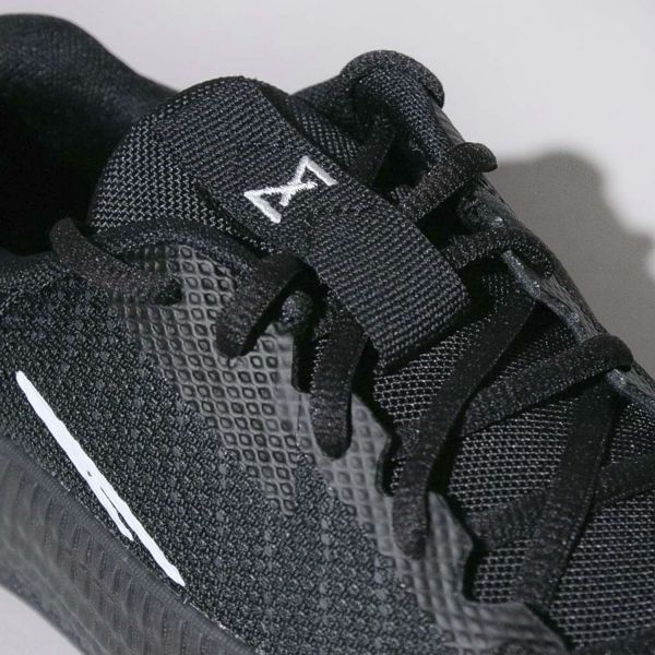 Кросівки Nike Metcon 9 DZ2617 001.