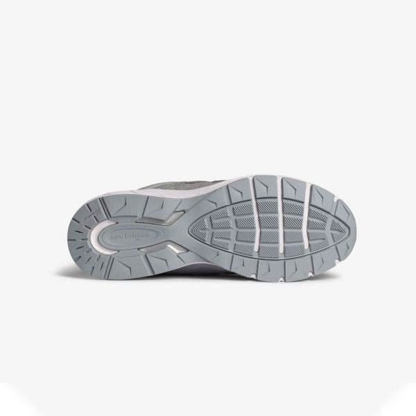 Кросівки New Balance M990JS5.