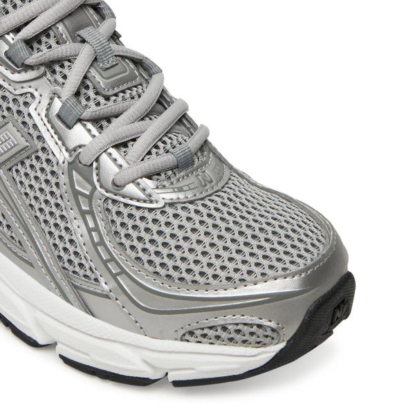 Кросівки New Balance U740SG2.