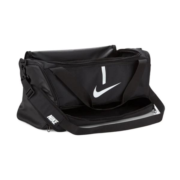 Спортивна сумка Nike CU8090-010.