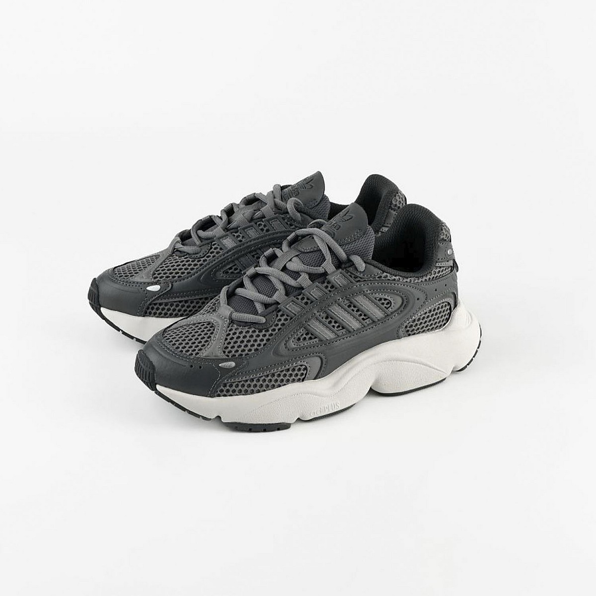 Кросівки Adidas Ozmillen IF3448