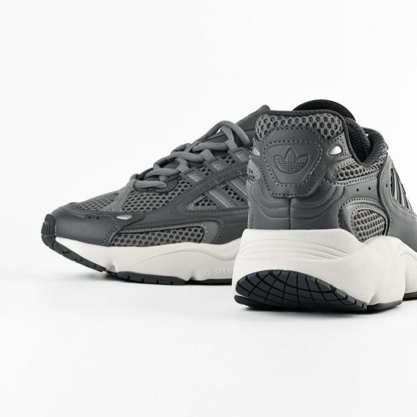 Кросівки Adidas Ozmillen IF3448.