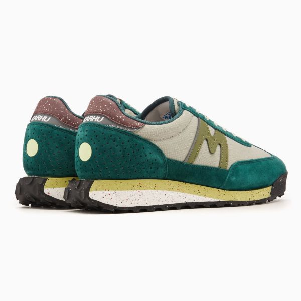Кроссовки Karhu F840015.