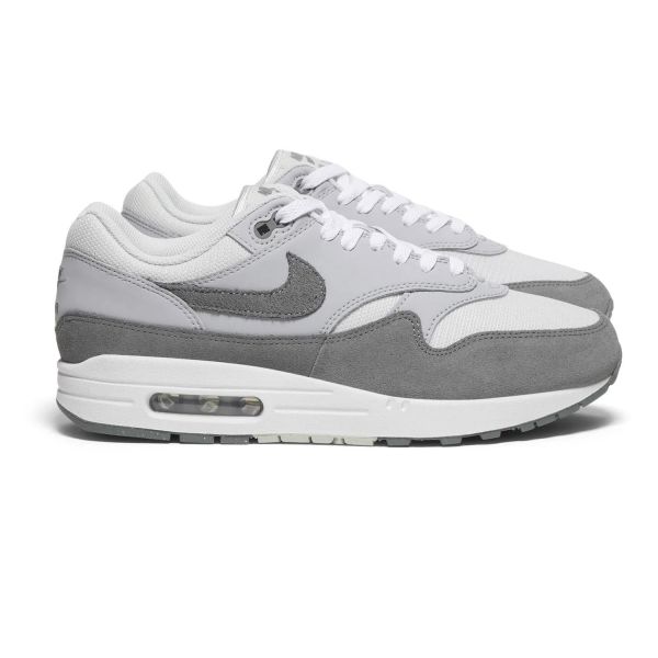 Кросівки Nike AIR MAX 1 HM9936 001.