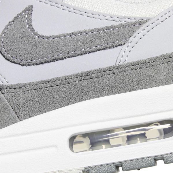 Кросівки Nike AIR MAX 1 HM9936 001