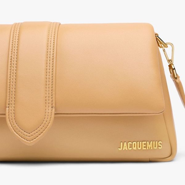Сумка JACQUEMUS Le Bambino Camel.