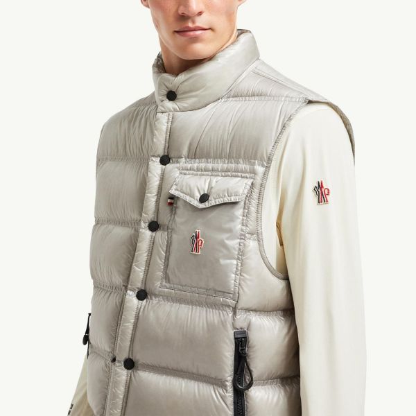 Жилет Moncler Nantu K1 097 1A0021 597X6.