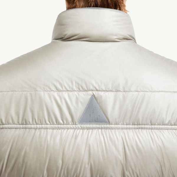 Жилет Moncler Nantu K1 097 1A0021 597X6.